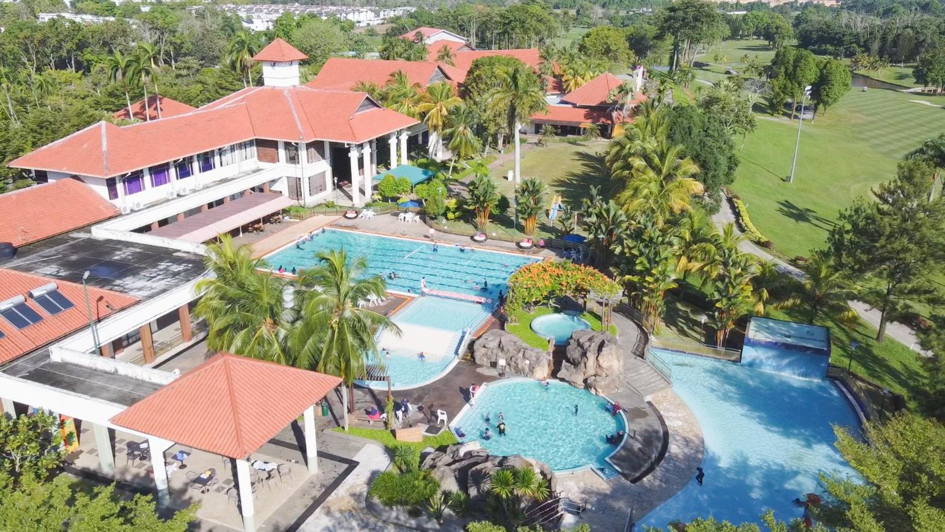 Nilai Springs Resort Hotel Exterior foto