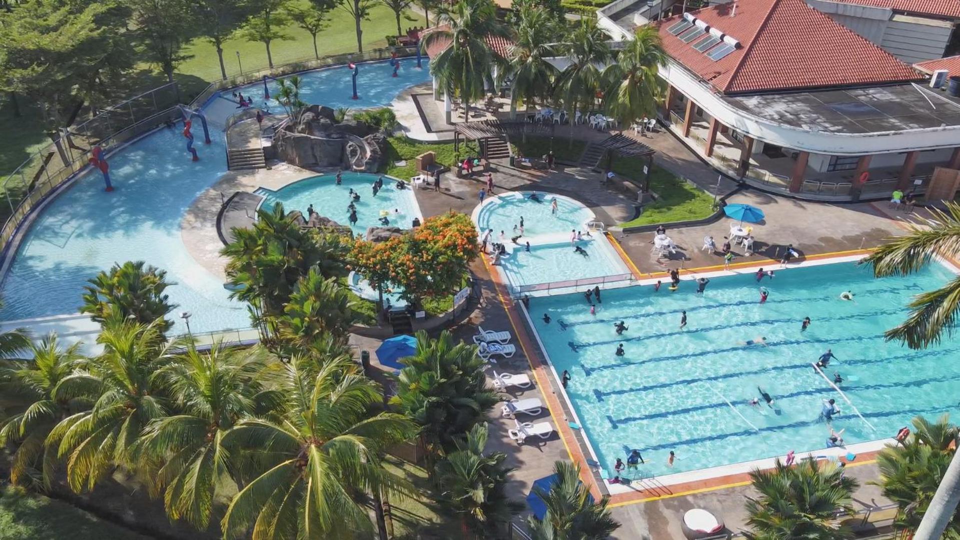 Nilai Springs Resort Hotel Exterior foto